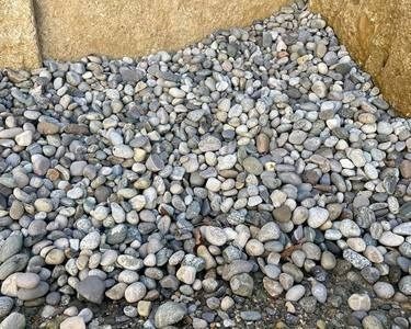 Vente de galets décoratifs à Pouzilhac
